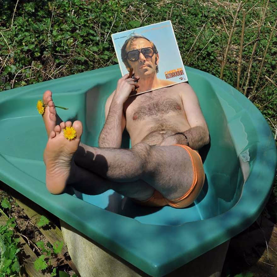 45Lik Plak Kapaklari Ile Poz Veren Insanlar 34