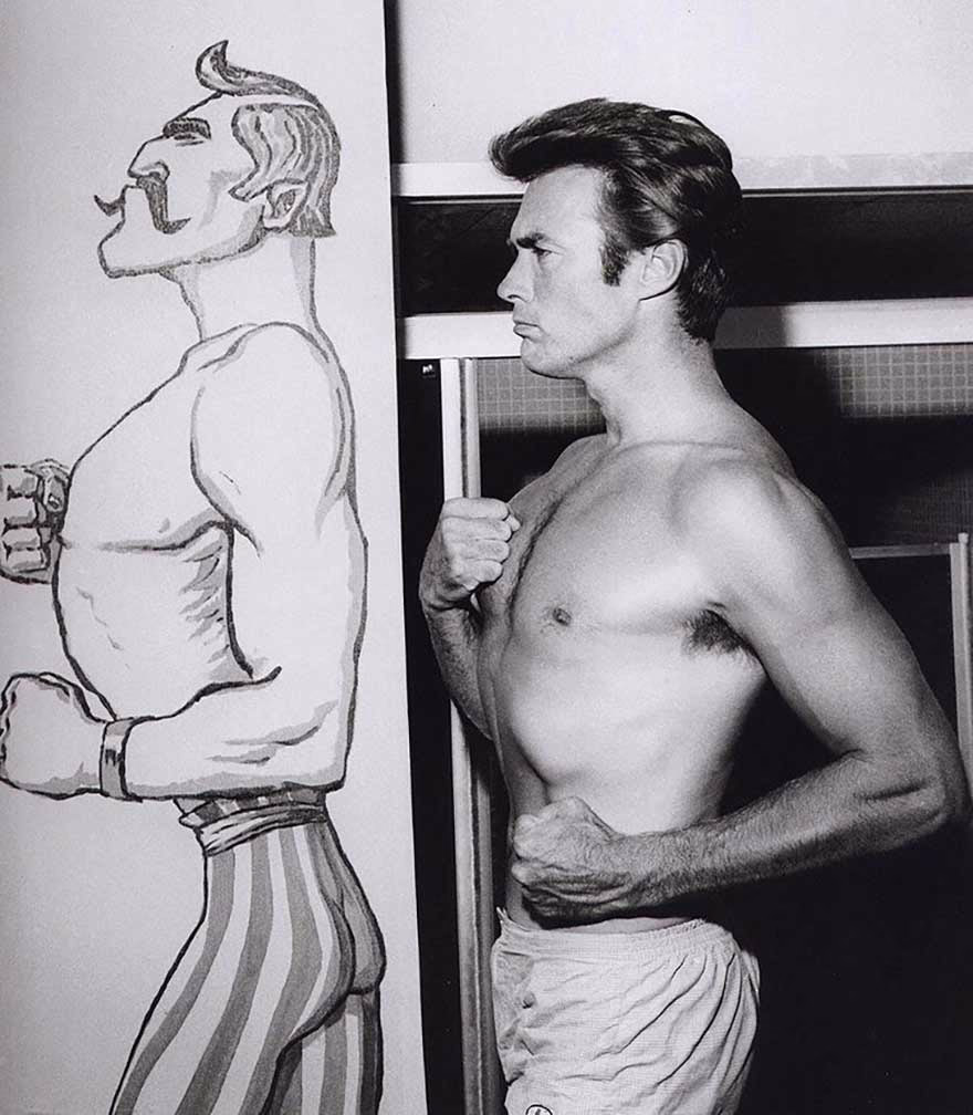 karikatürü taklit eden Clint Eastwood