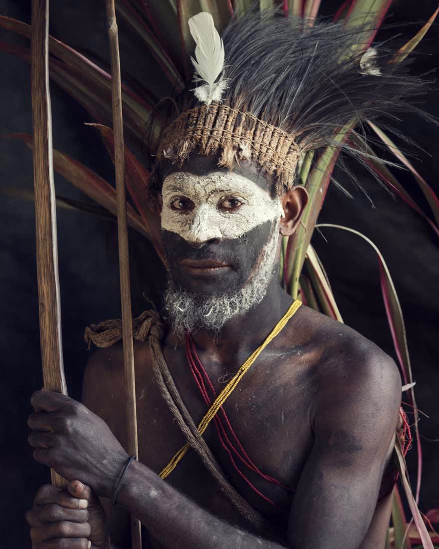 Papua Yeni Gine'deki Kaluli kabilesi