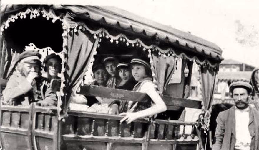 1930 yılından bir okul servisi