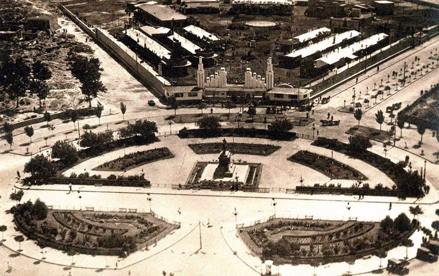 Atatürk Heykeli ve 9 Eylül Panayırı tarihi fotoğraflar