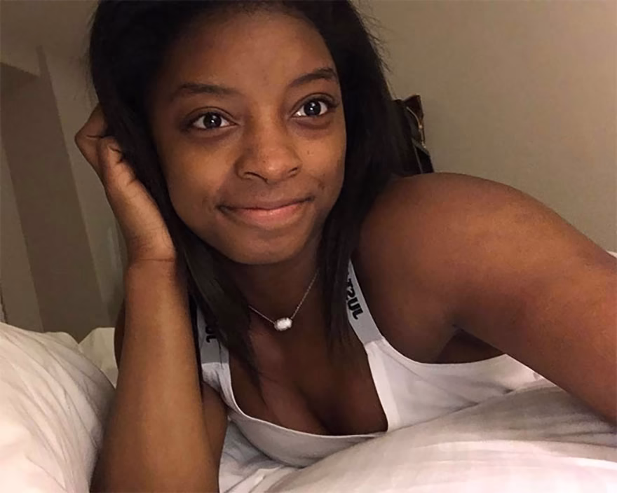 Simone Biles makyajsız hali