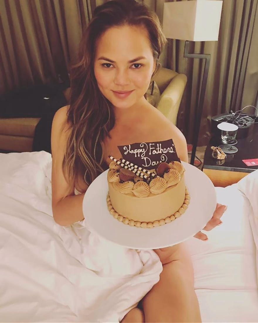 Chrissy Teigen makyajsız hali