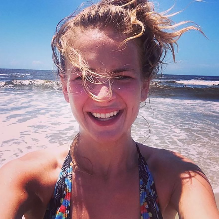 Britt Robertson makyajsız hali