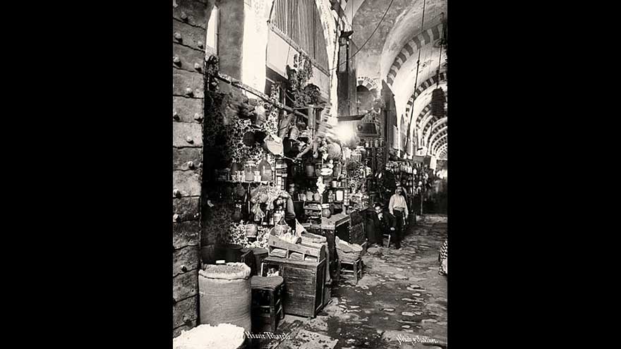 1896 yılında Mısır Çarşısı.